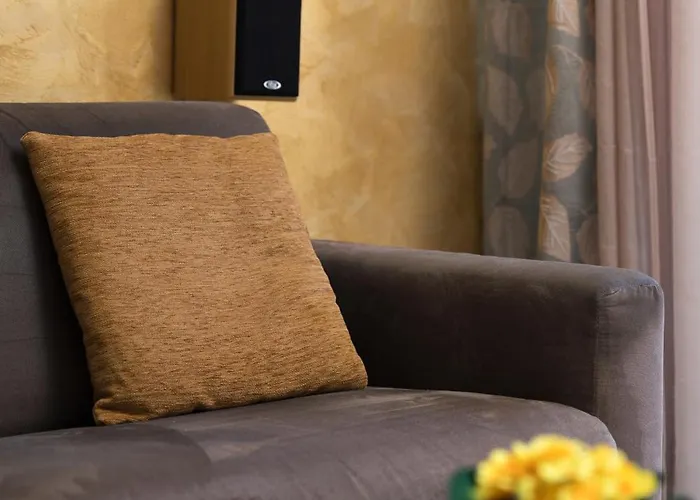 Cosy1 Bedroom With Balcony & Sea Views - Close To Bay Appartement Mellieħa