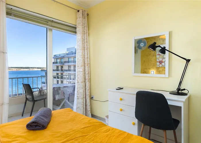 Cosy1 Bedroom With Balcony & Sea Views - Close To Bay Mellieħa