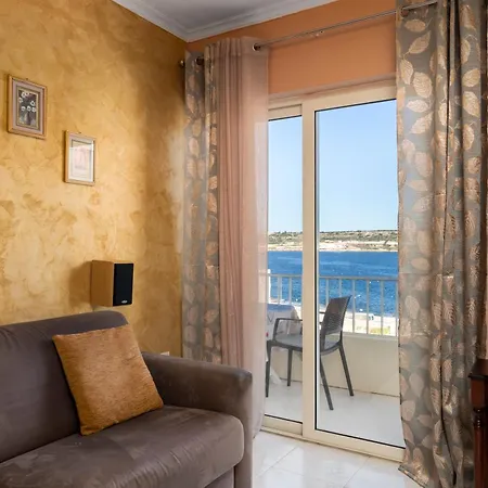 Lägenhet Cosy1 Bedroom With Balcony & Sea Views - Close To Bay *