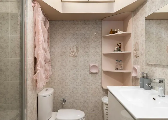 Cosy1 Bedroom With Balcony & Sea Views - Close To Bay Apartament Mellieħa